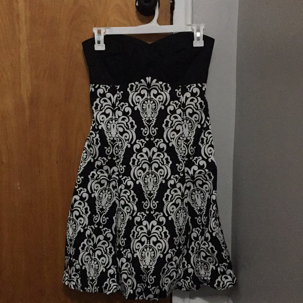 WHBM Strapless Dress